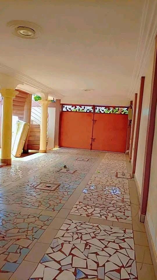 Villa moderne 5 chambres à Maria Gléta 9
