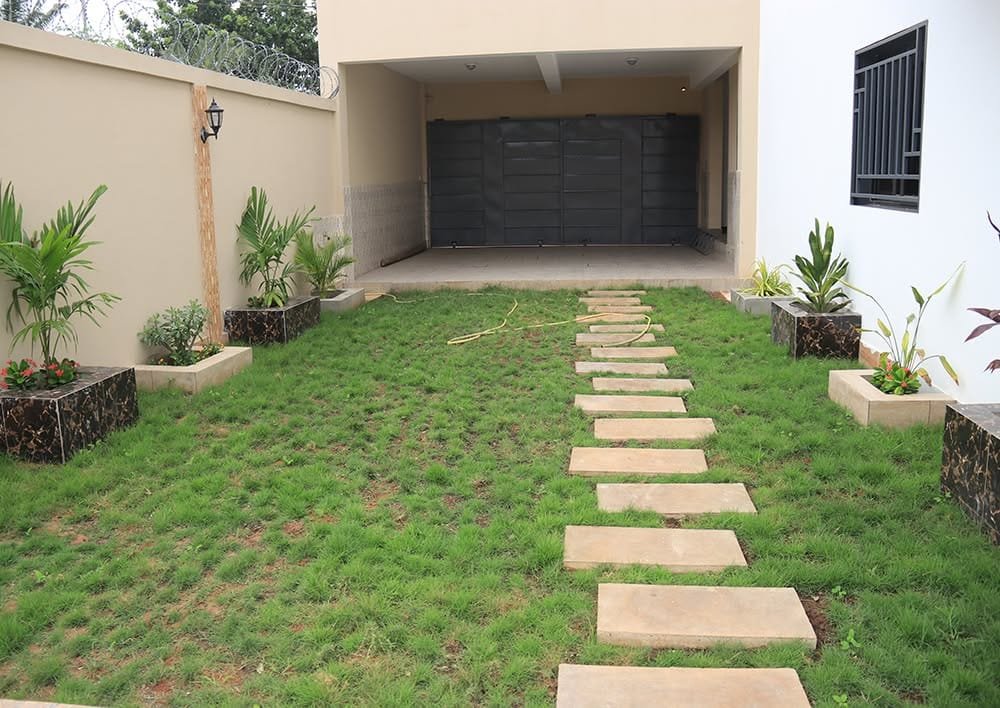Villa moderne avec piscine à Tokoin Casablanca 4