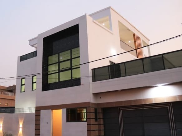 Villa moderne avec piscine à Tokoin Casablanca