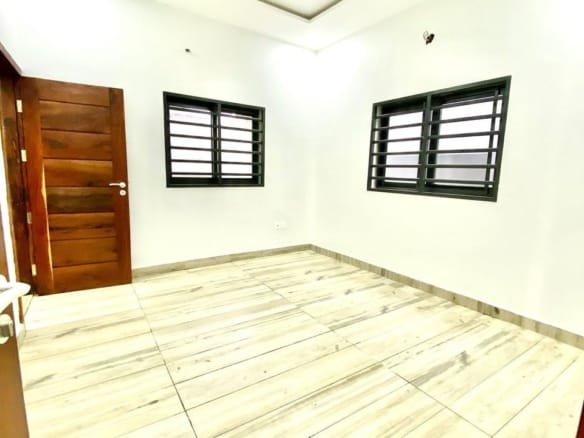 Villa neuve avec titre foncier à Calavi Agori 2