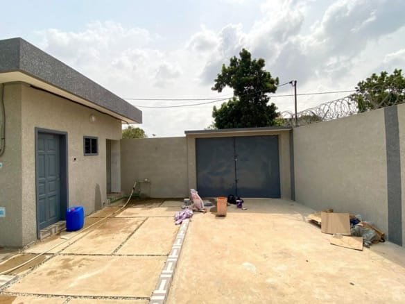 Villa neuve avec titre foncier à Calavi Agori 3