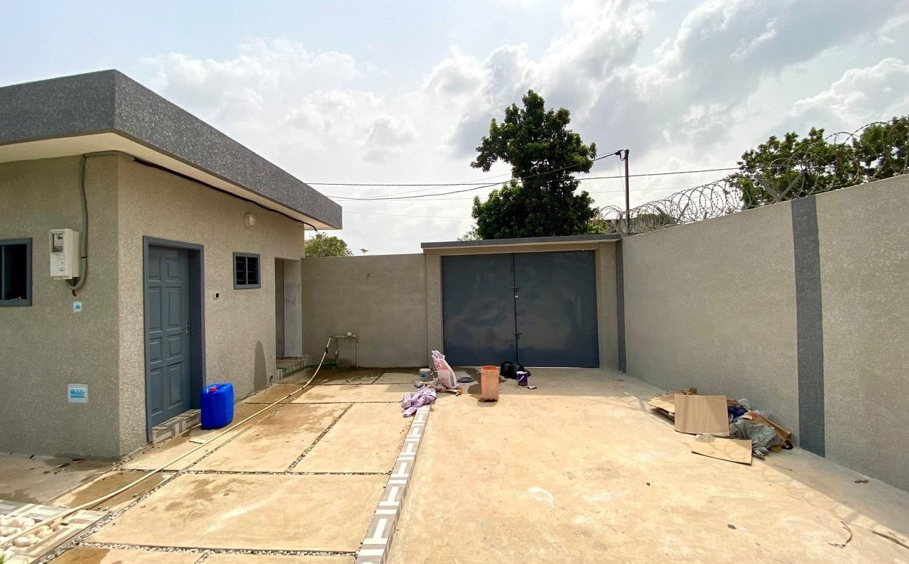 Villa neuve avec titre foncier à Calavi Agori 3