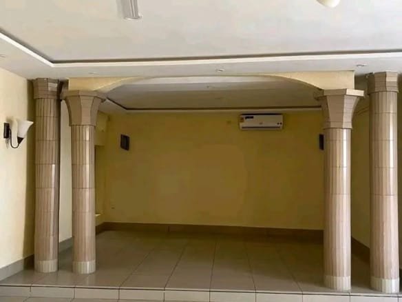 Villa triplex avec piscine et vue sur mer à Cotonou 11