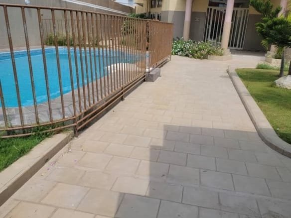 Villa triplex avec piscine et vue sur mer à Cotonou 5