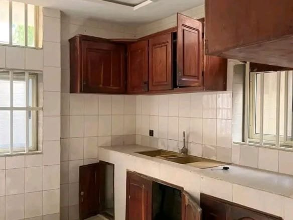 Villa triplex avec piscine et vue sur mer à Cotonou 6