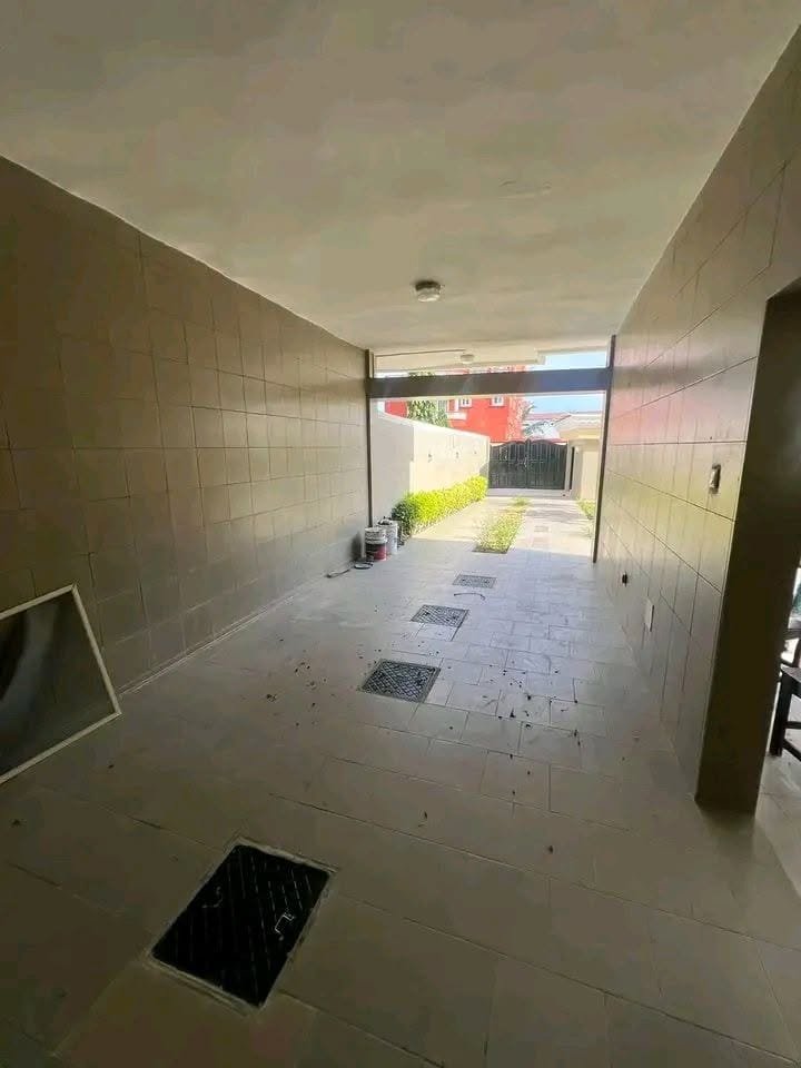 Villa triplex avec piscine et vue sur mer à Cotonou 8