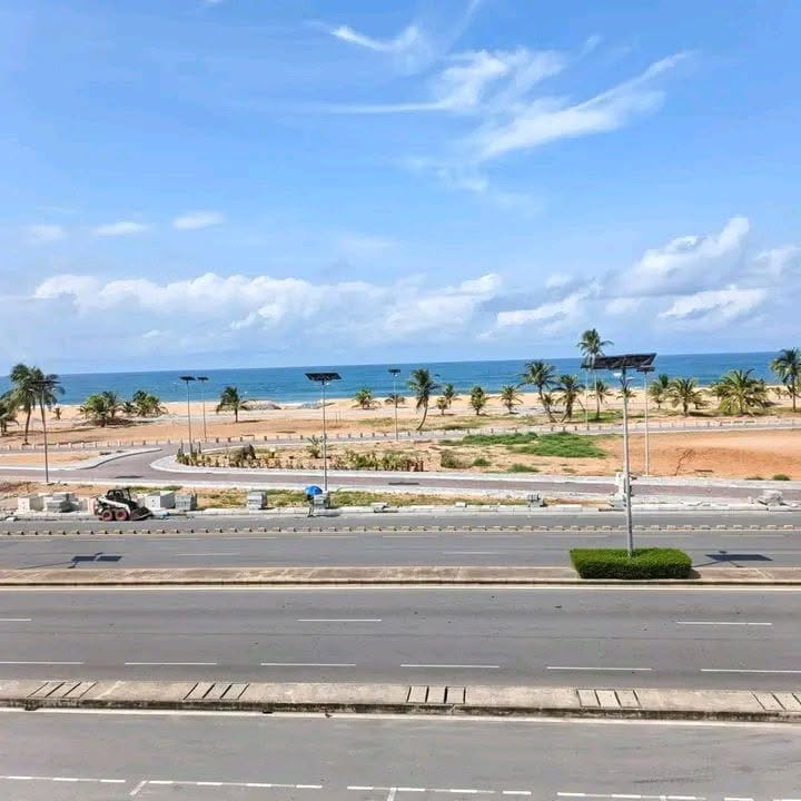 Villa vue mer à louer à Fidjrossè Cotonou 1