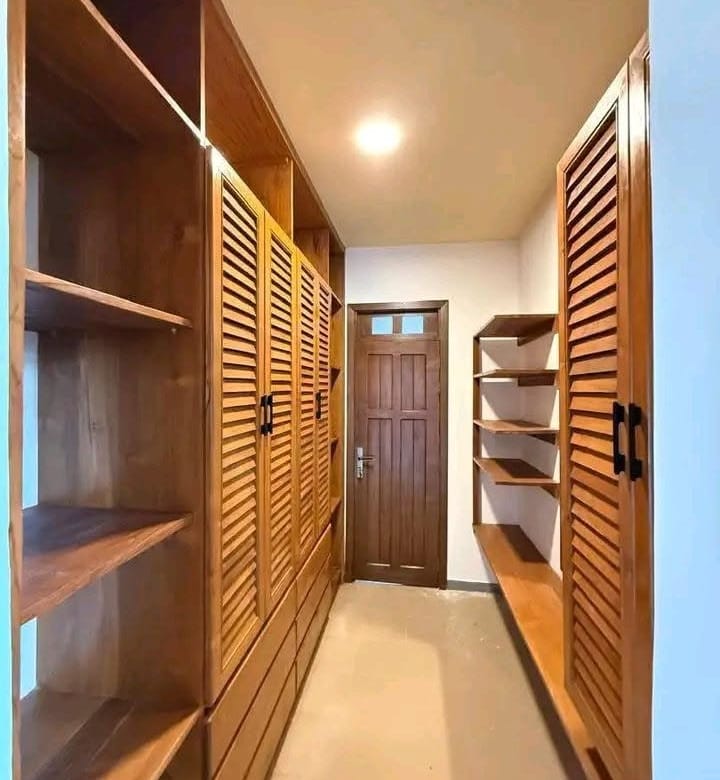 Villa vue mer à louer à Fidjrossè Cotonou 5