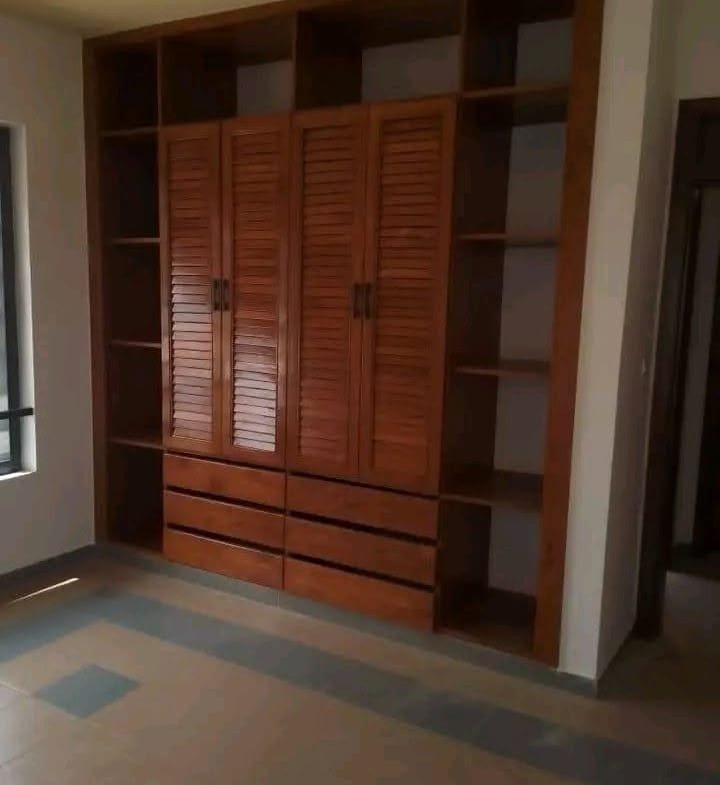 Villa vue mer à louer à Fidjrossè Cotonou 8