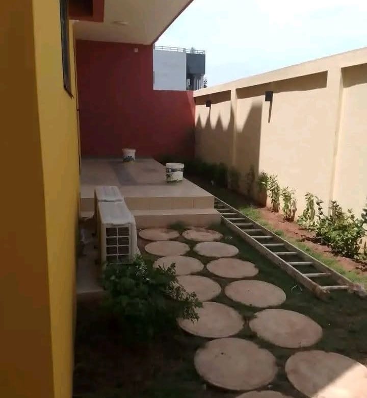 Villa vue mer à louer à Fidjrossè Cotonou 9