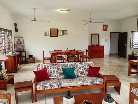 Villa vue mer à vendre à Akpakpa 4