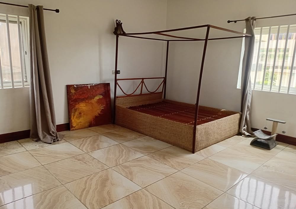 Villa vue mer à vendre à Akpakpa 9