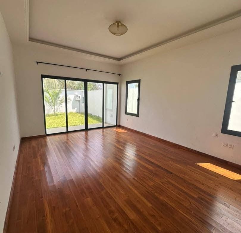 Appartement 2 chambres avec jardin privé à Fidjrossè Plage 4