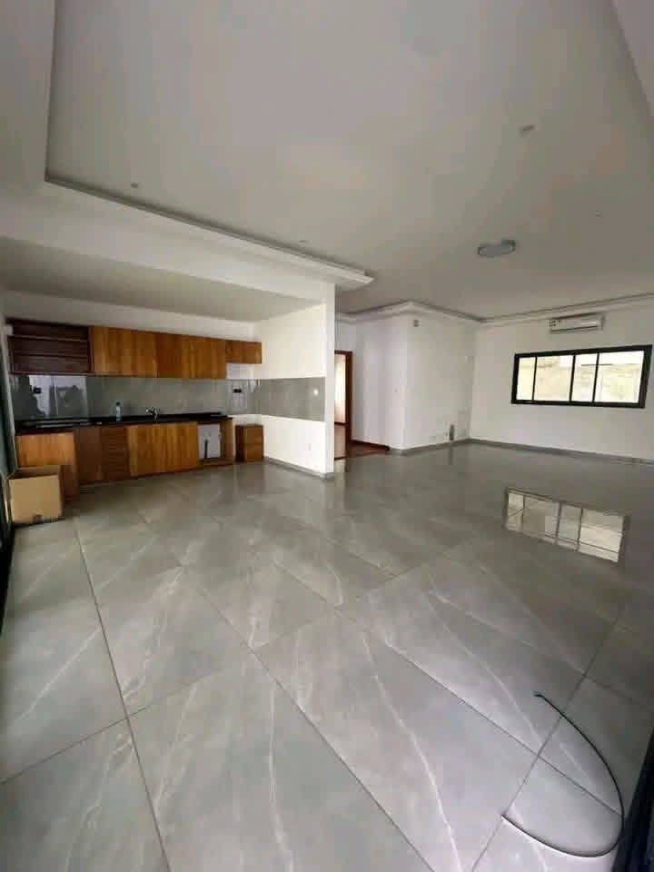 Appartement 2 chambres avec jardin privé à Fidjrossè Plage 5