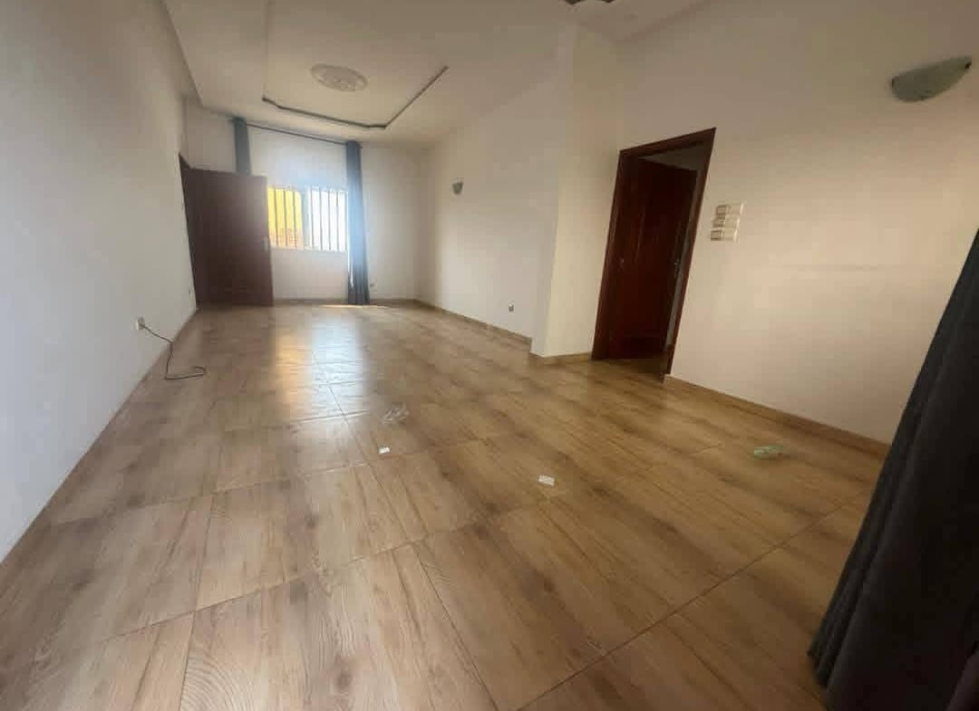Appartement 3 chambres à louer à Fidjrossè Akogbato 3