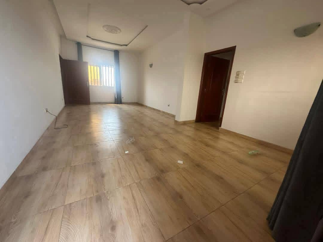 Appartement 3 chambres à louer à Fidjrossè Akogbato 3