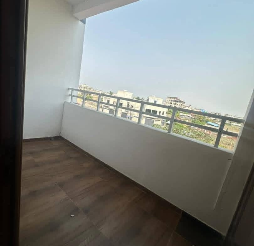 Appartement 3 chambres à louer à Fidjrossè Akogbato 4