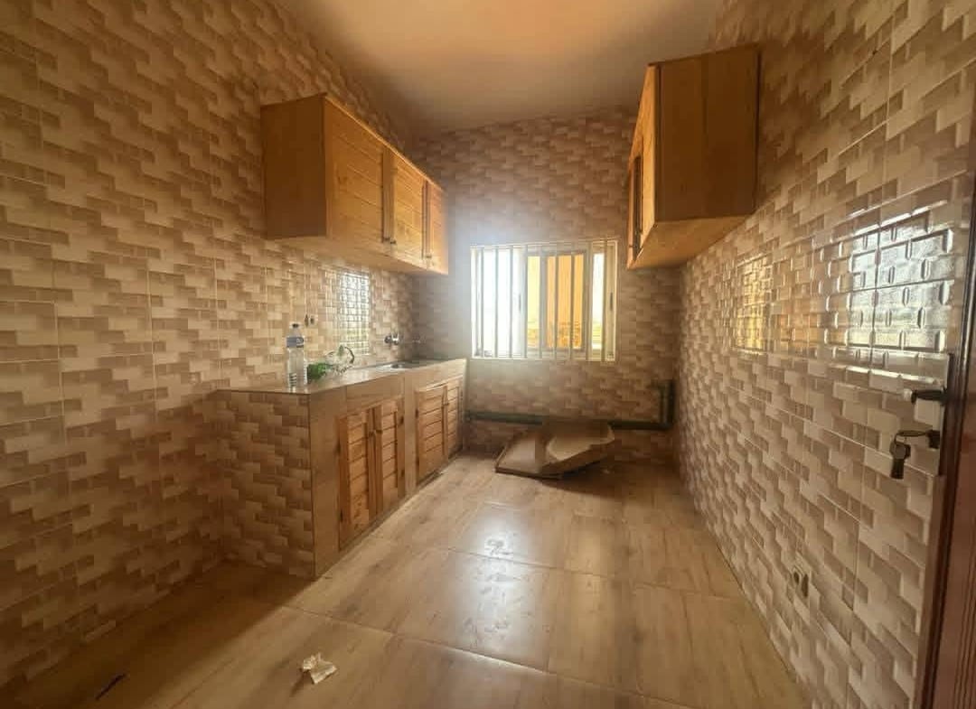 Appartement 3 chambres à louer à Fidjrossè Akogbato 5