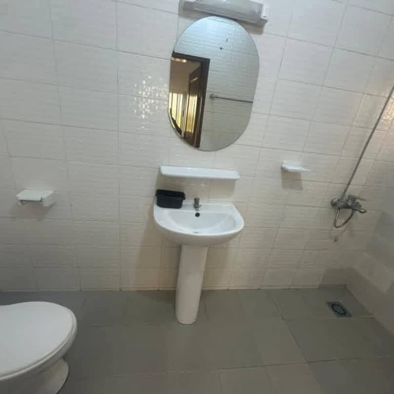 780
