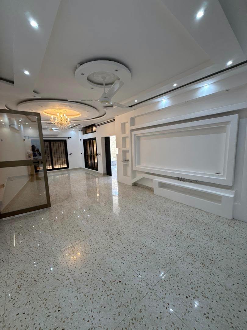 Appartement F4 neuf à Fidjrossè proche de la plage 11