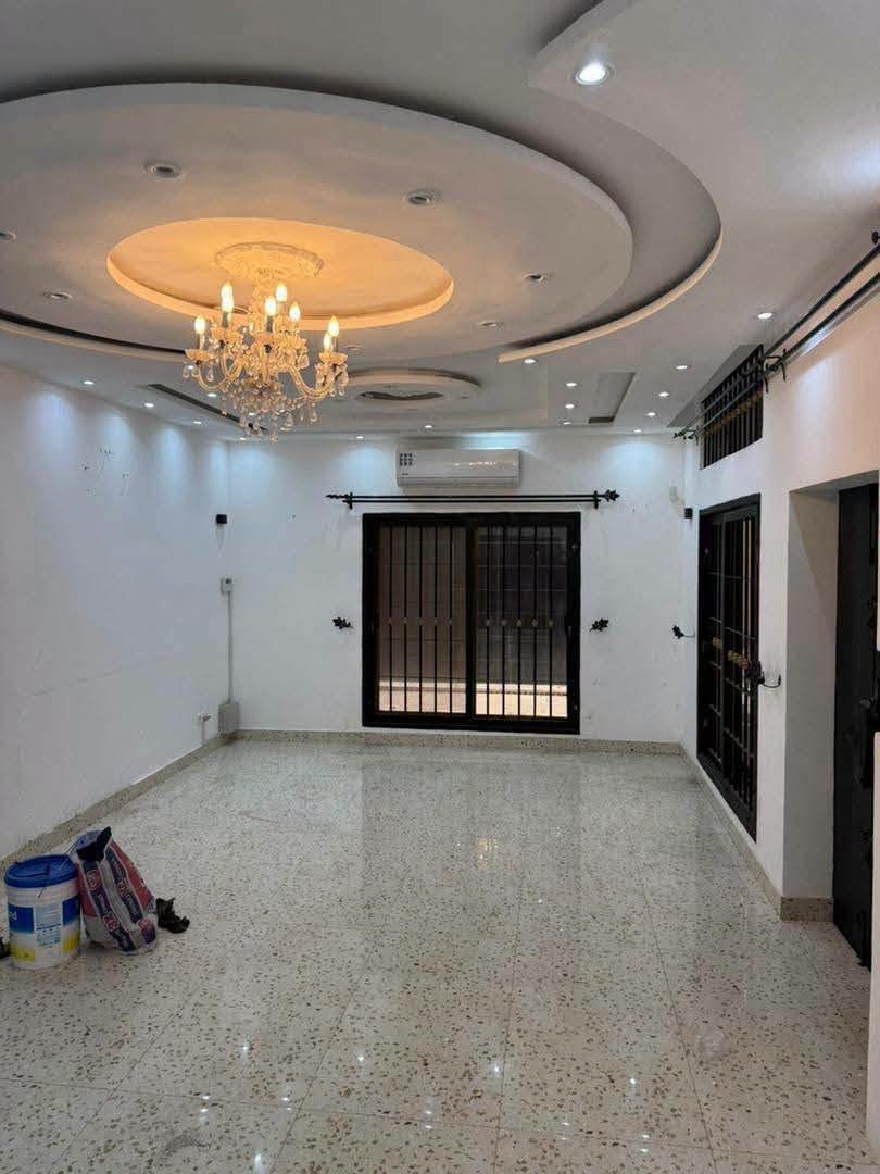 Appartement F4 neuf à Fidjrossè proche de la plage 2