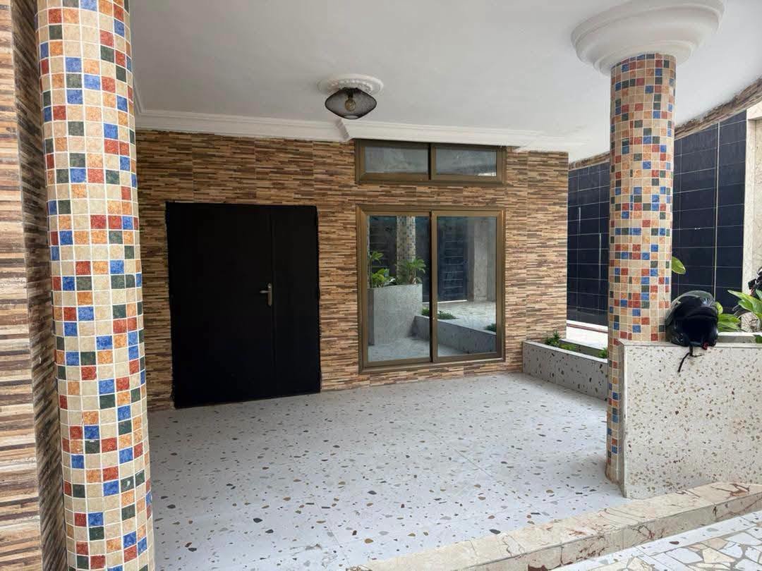 Appartement F4 neuf à Fidjrossè proche de la plage 3
