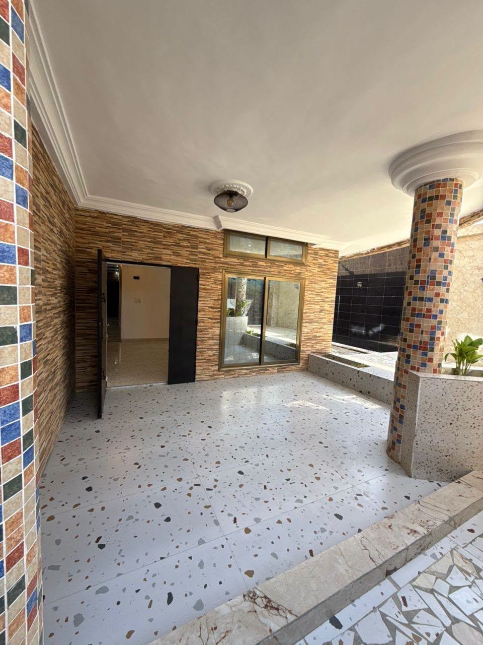 Appartement F4 neuf à Fidjrossè proche de la plage 7