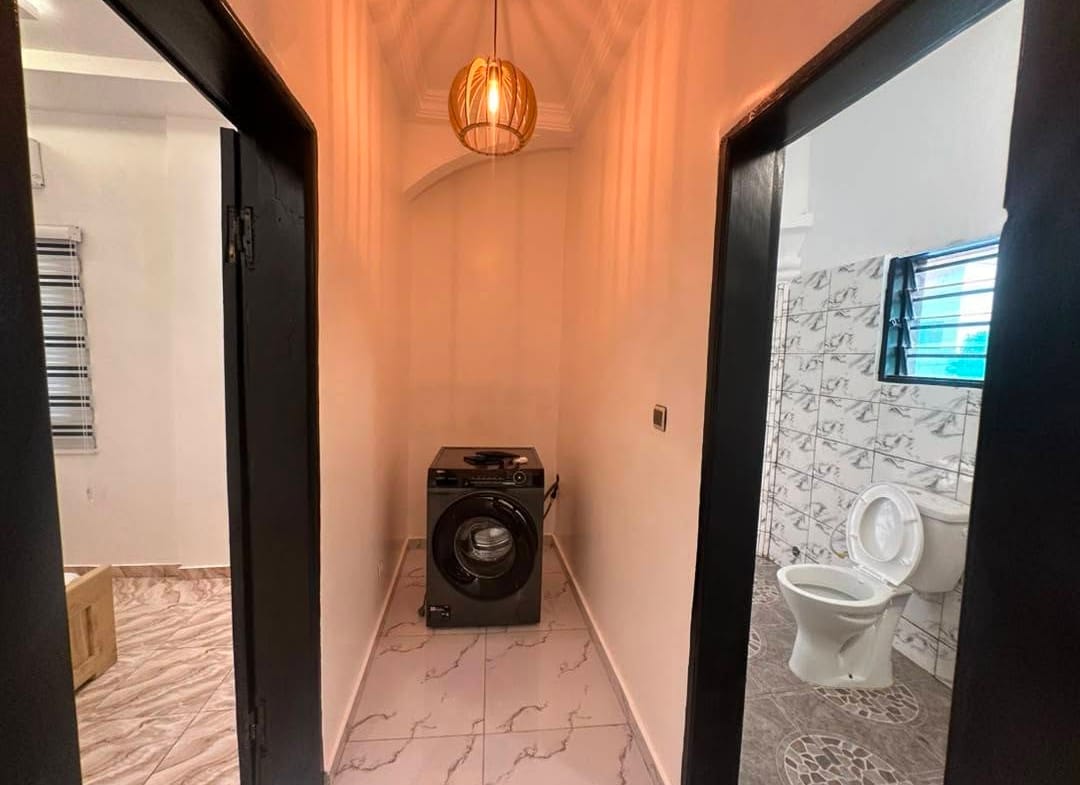 Appartement meublé 2 chambres à Fidjrossè Plage 13
