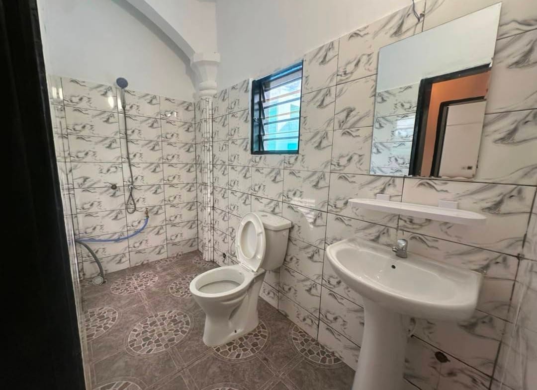 Appartement meublé 2 chambres à Fidjrossè Plage 14