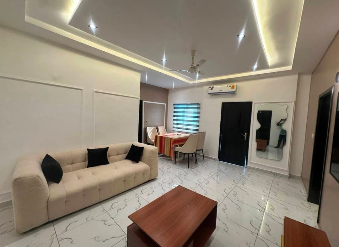 Appartement meublé 2 chambres à Fidjrossè Plage 4