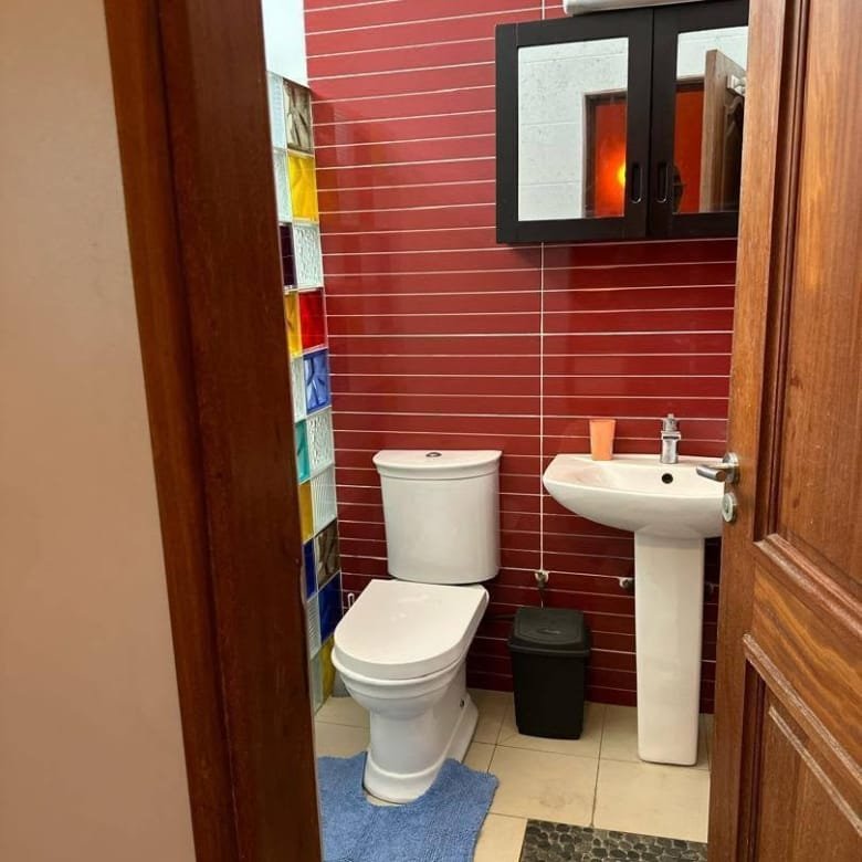 780