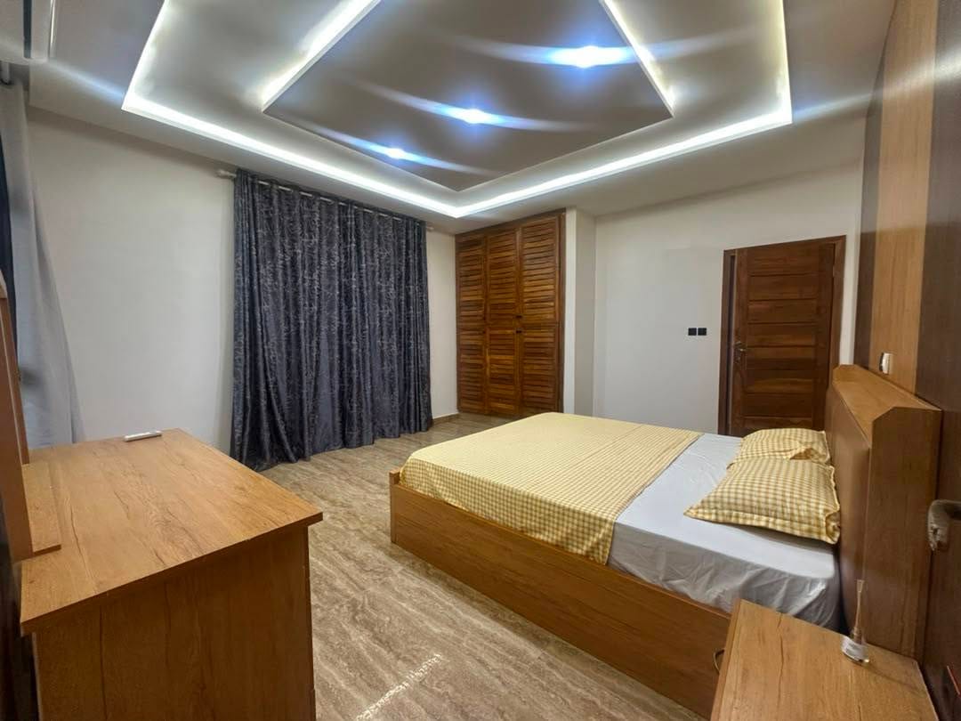Appartement meublé 2 chambres de standing à Fidjrossè Plage 4