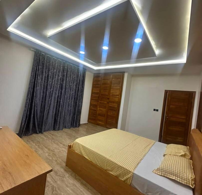 Appartement meublé 2 chambres de standing à Fidjrossè Plage 8