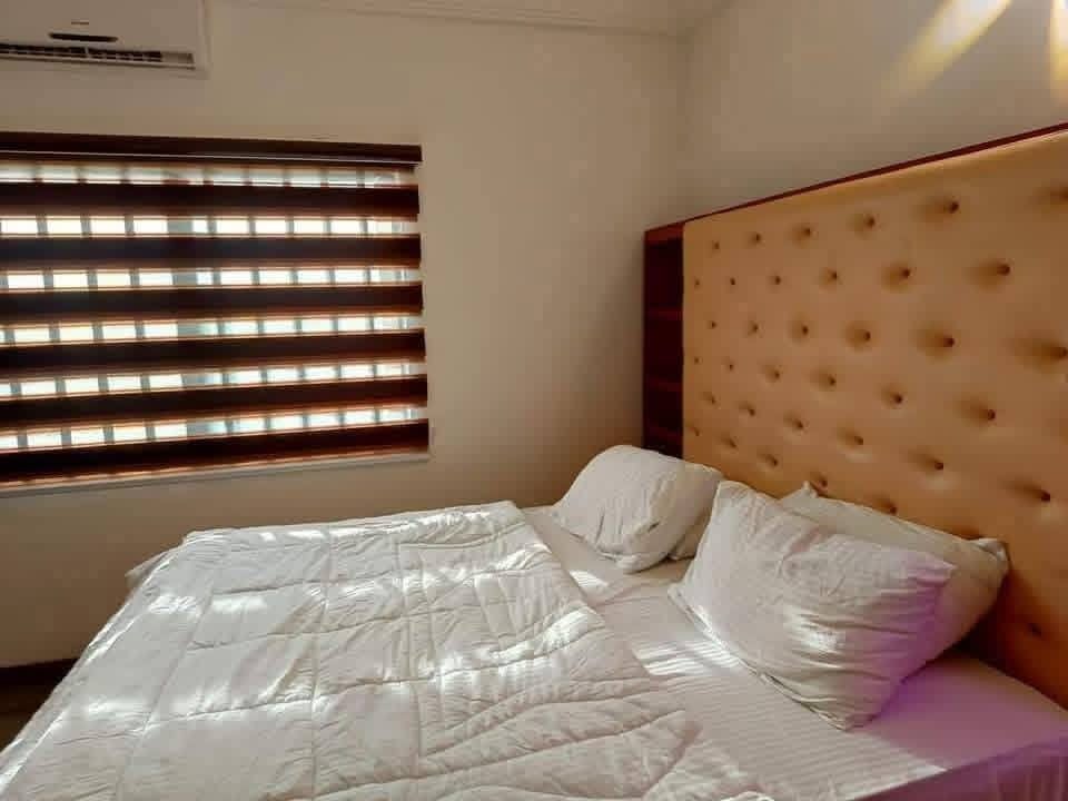 Appartement meublé 2 chambres derrière le Stade de l'Amitié 2