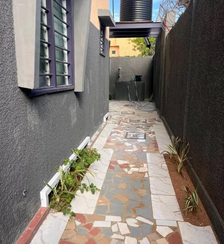 Appartement meublé 3 chambres à Fidjrossè Plage 12