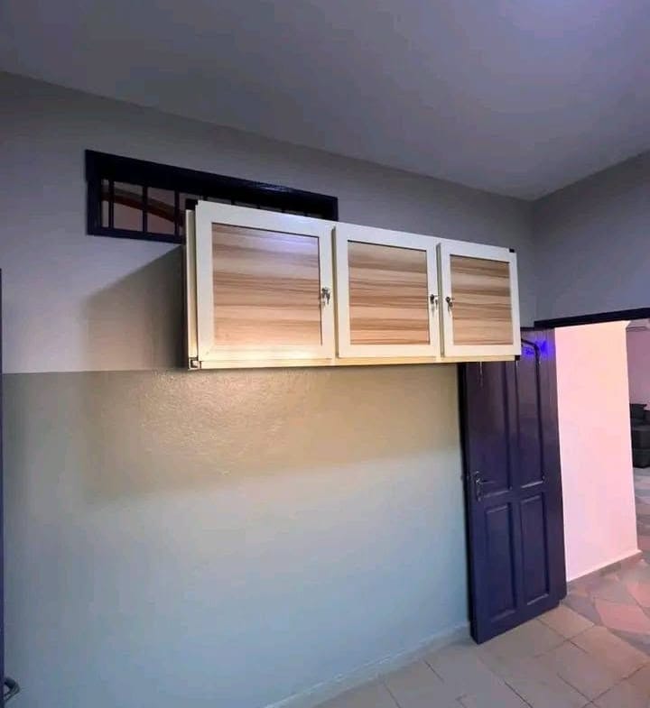 Appartement meublé 3 chambres à Fidjrossè Plage 6