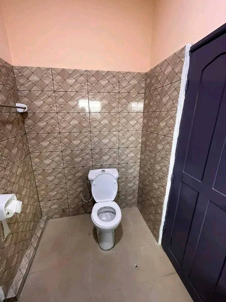 Appartement meublé 3 chambres à Fidjrossè Plage 9