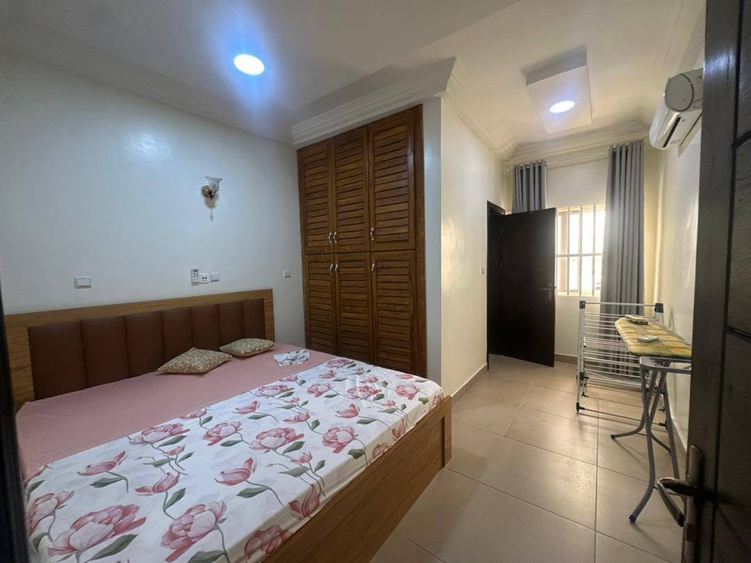 Appartement meublé 3 chambres à Haie Vive 14