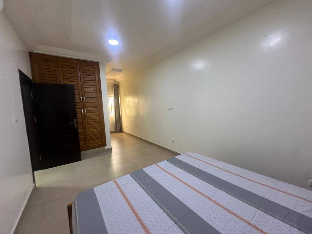 Appartement meublé 3 chambres à Haie Vive 18
