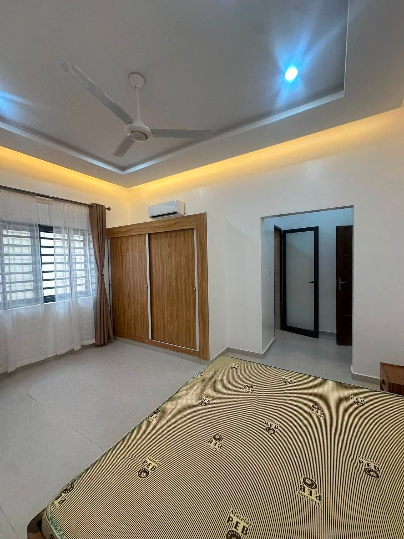 Appartement meublé 3 chambres avec jardin à Fidjrossè Togbin Plage 18 Appartement meublé 3 chambres avec jardin à Fidjrossè Togbin Plage 18