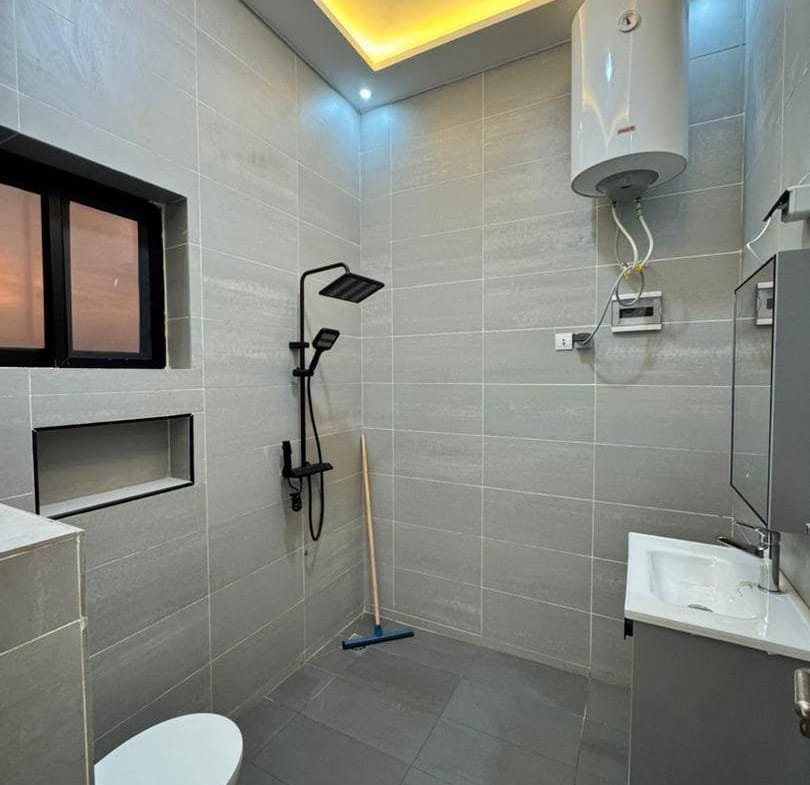 Appartement meublé 3 chambres avec vue mer à Fidjrossè Plage 11