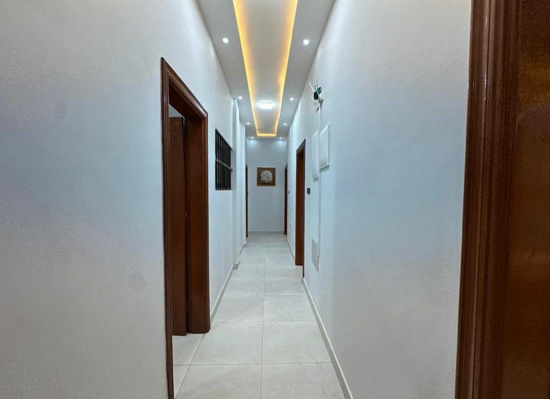 Appartement meublé 3 chambres avec vue mer à Fidjrossè Plage 15