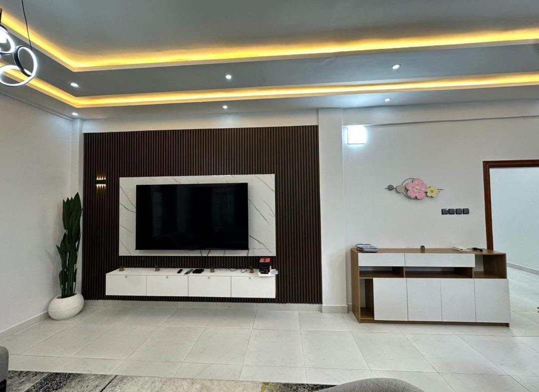 Appartement meublé 3 chambres avec vue mer à Fidjrossè Plage 3