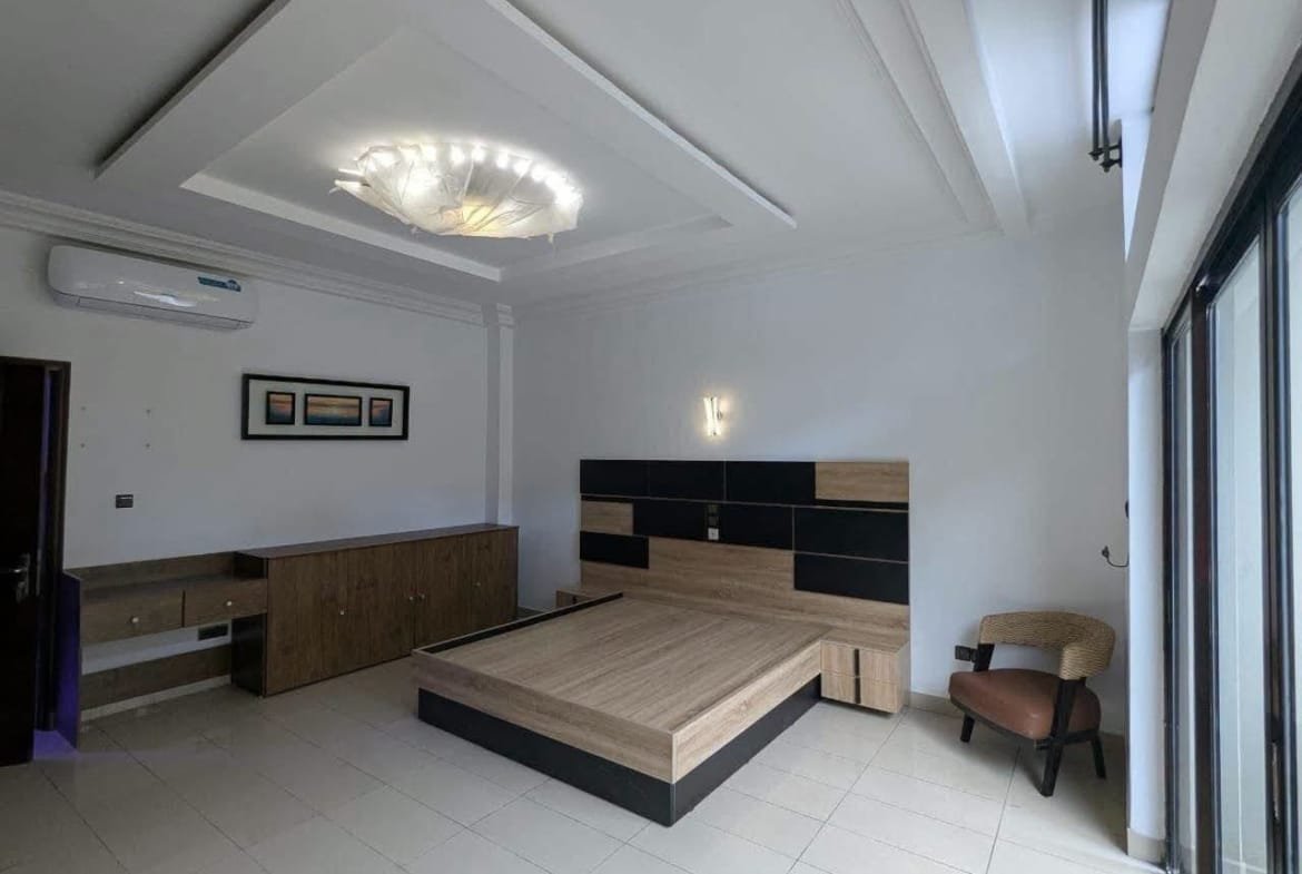 Appartement meublé 4 chambres à Quartier Jack 13