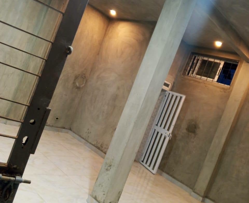 Boutiques neuves à louer à Agla 7
