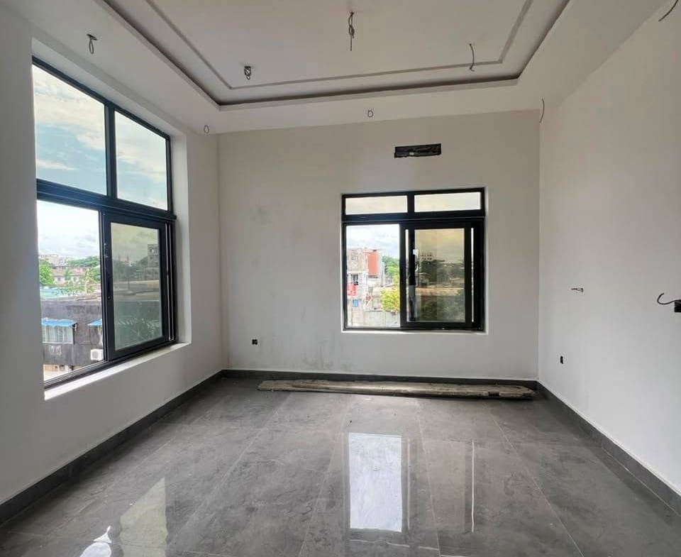 Bureaux professionnels à Maro Militaire Cotonou 3