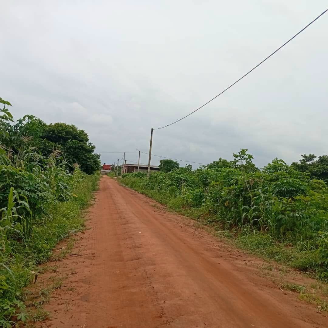 Domaine de 2 000 m² à vendre à Akassato Air Afrique 2