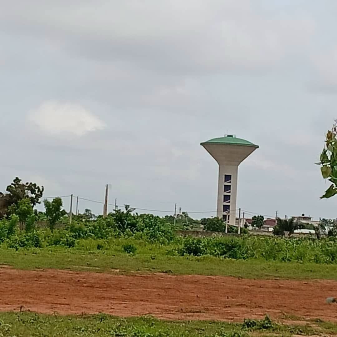 Domaine de 2 000 m² à vendre à Akassato Air Afrique 3