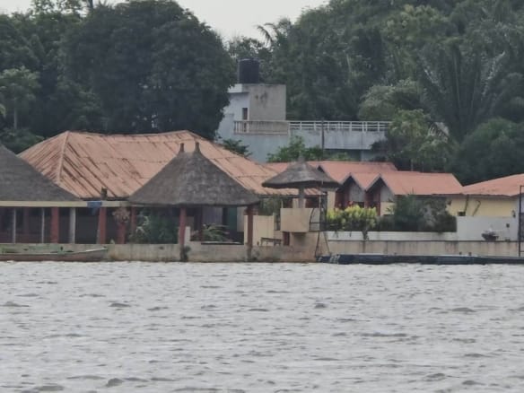Domaine touristique au bord du lac Toho à Pahou Adovié