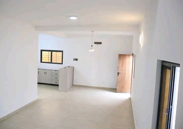 Ensemble de 4 villas duplex à Houéyiho 3